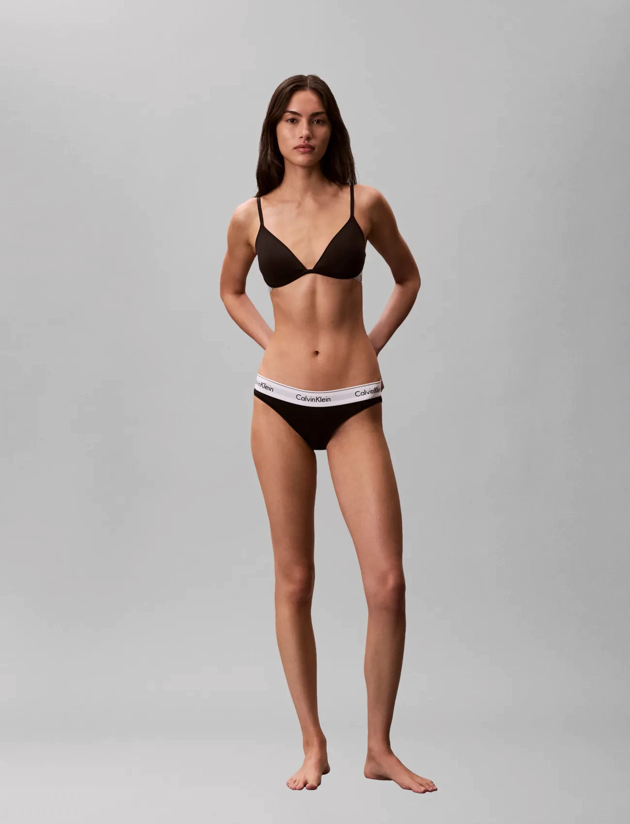 Calvin Klein Lightly Lined Plunge, D x 80, Black, Bh'Er & Toppe > T-Shirt Bh'Er, Dame