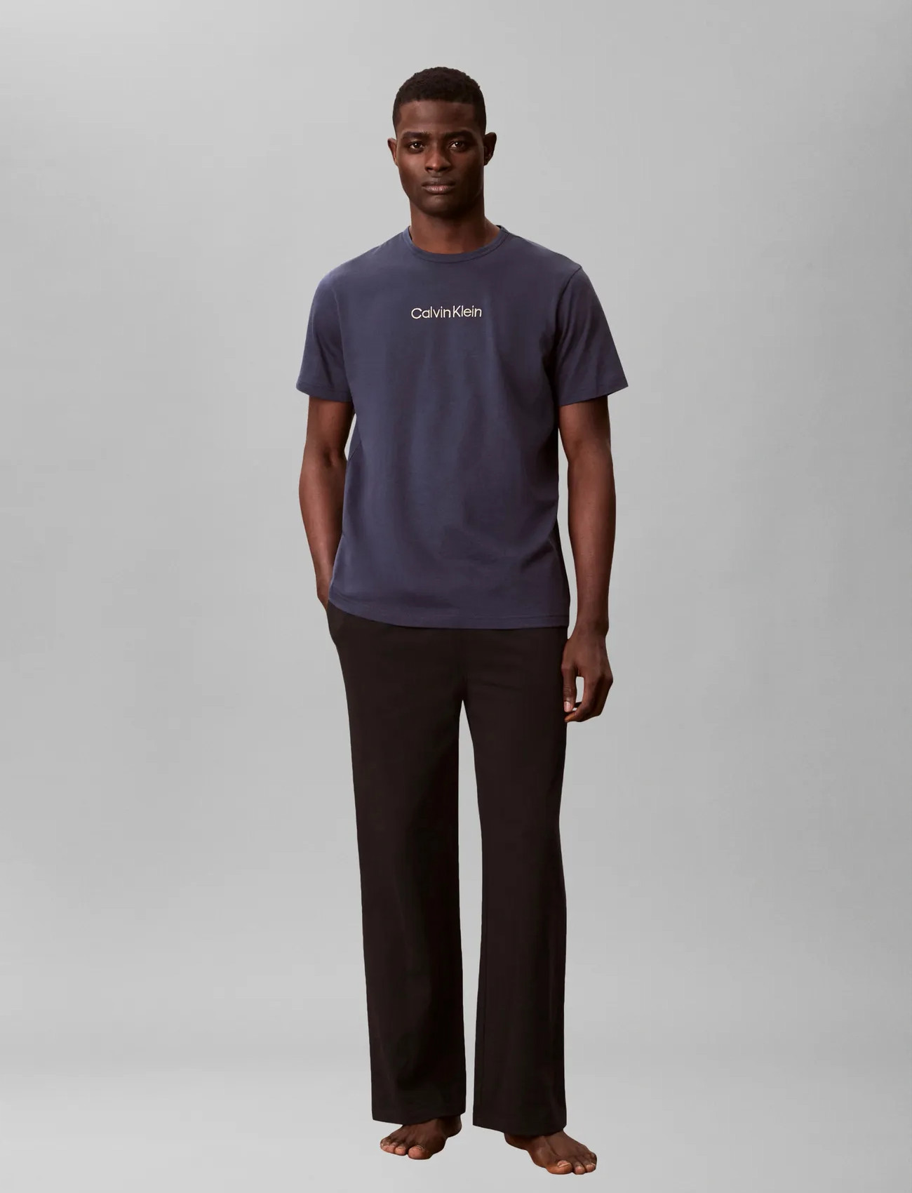 Calvin Klein S/S Crew Neck, XL, Grey, T-Shirts > Kortærmede, Herre