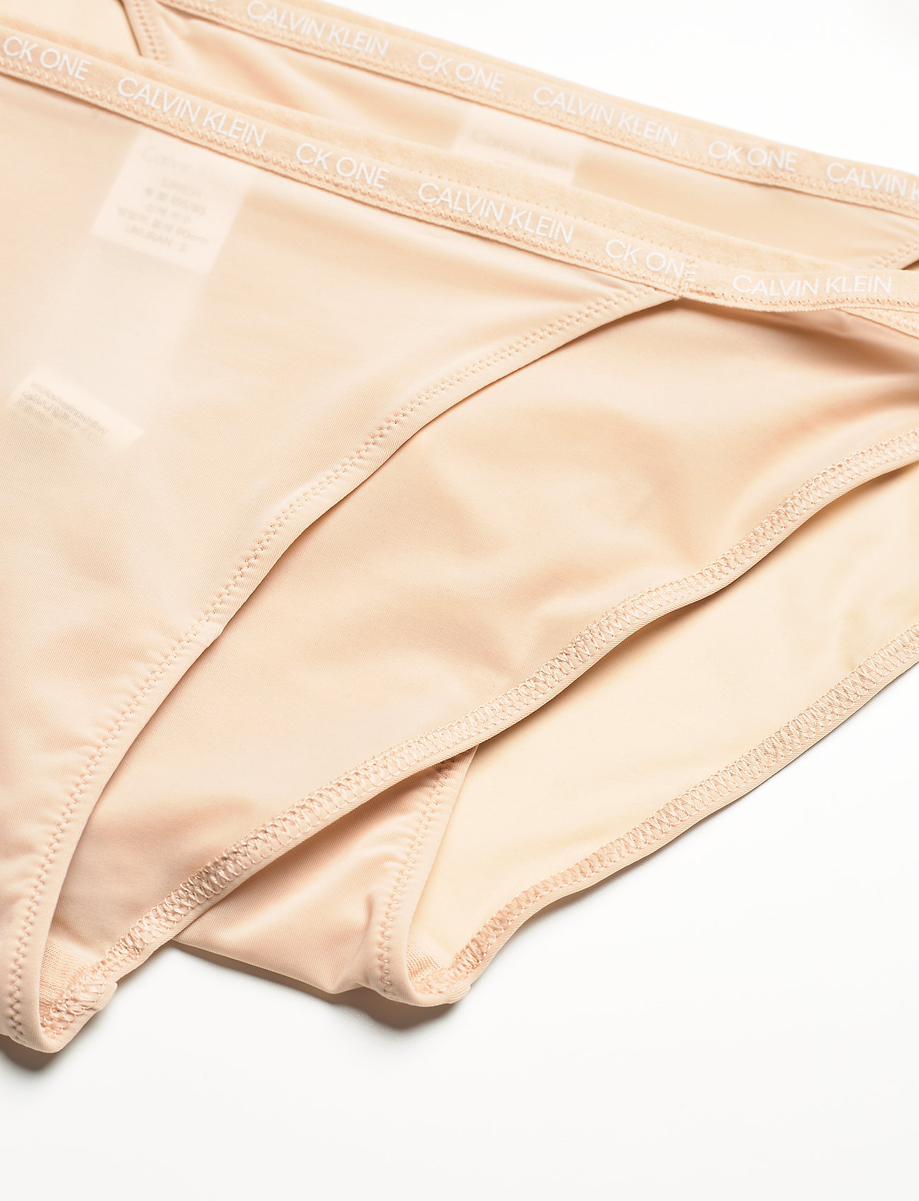 bikini string calvin klein