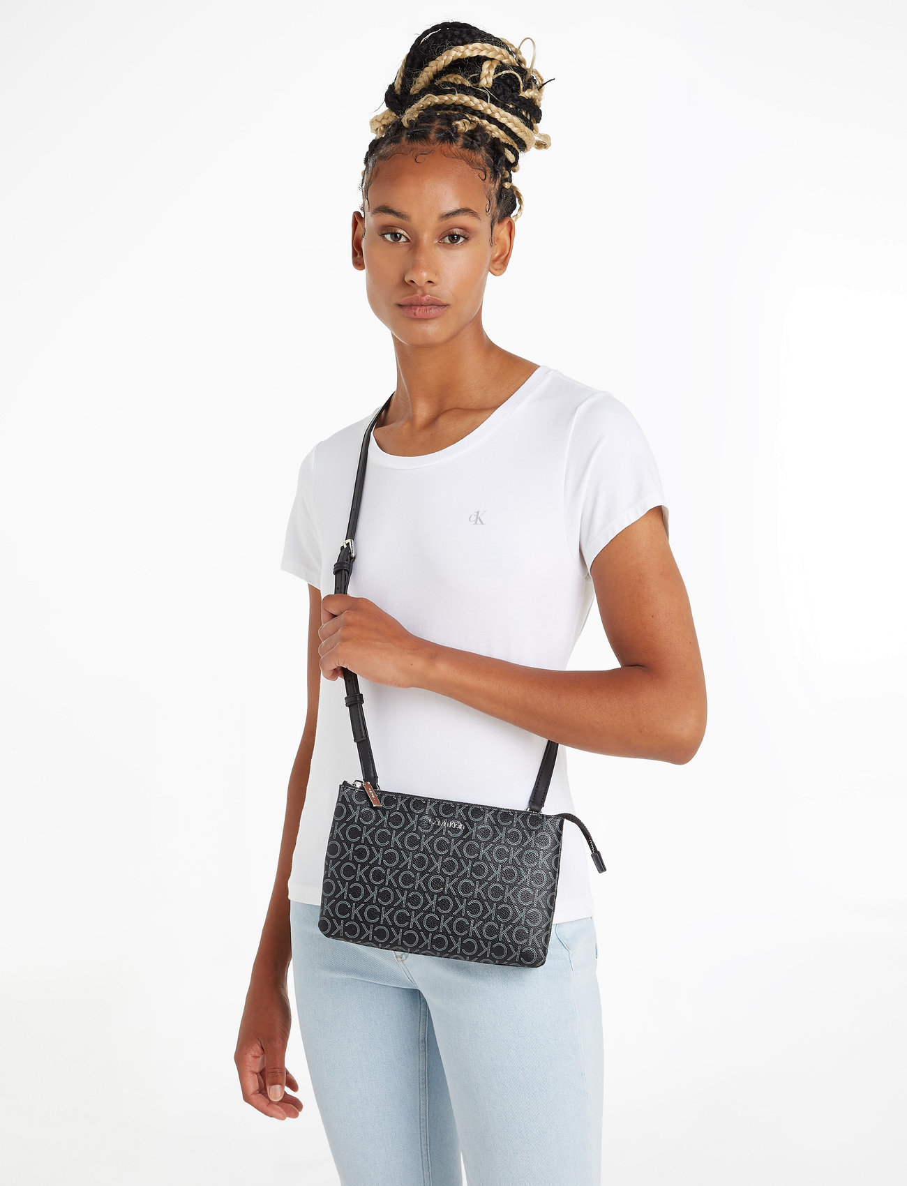Calvin Klein Ck Must Ew Xbody Mono, One Size, Black, Tasker > Crossbody-Tasker, Dame