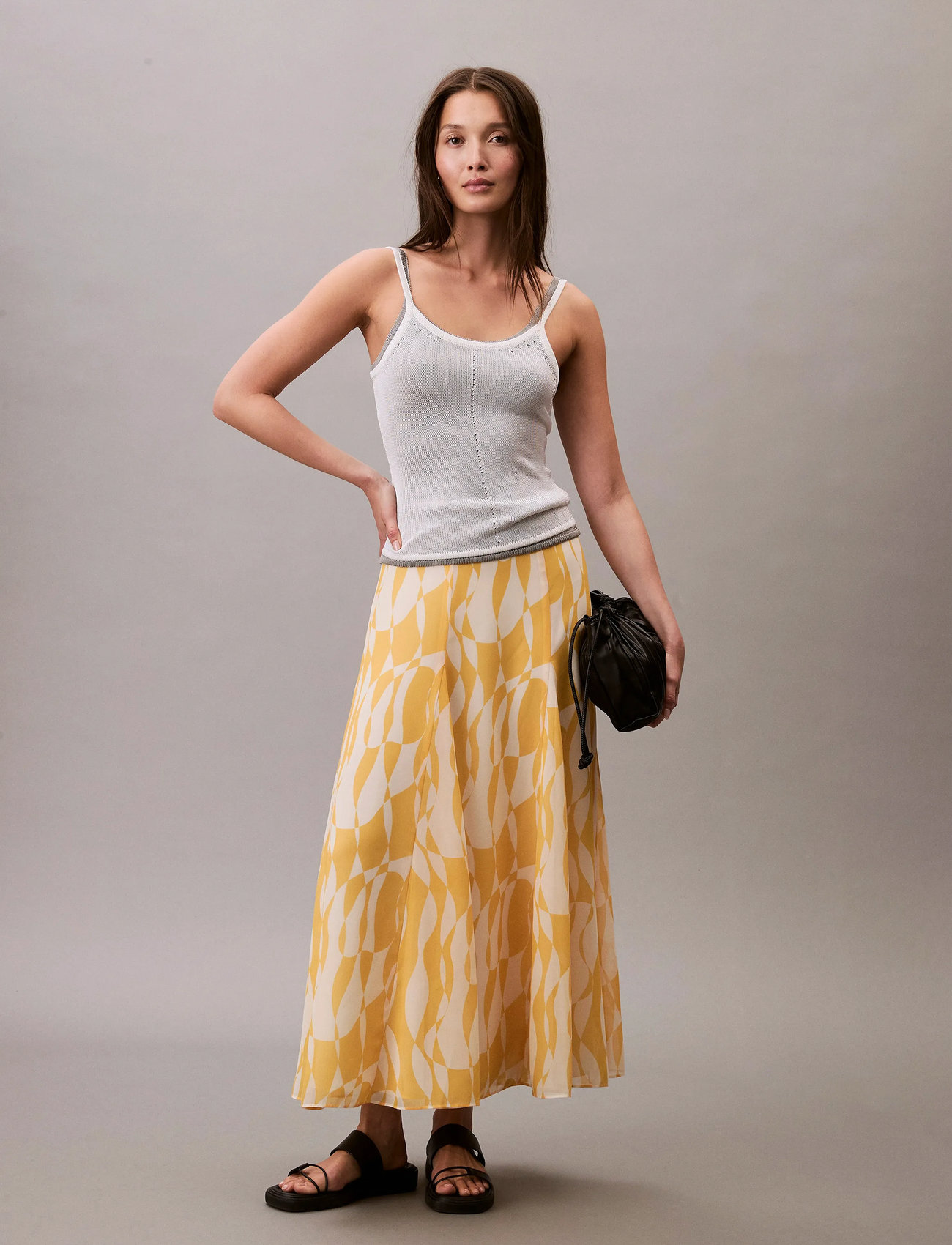 Calvin Klein Printed Chiffon Godet Midi Skirt, 38, Yellow, Nederdele > Knælange Og Midi Nederdele, Dame