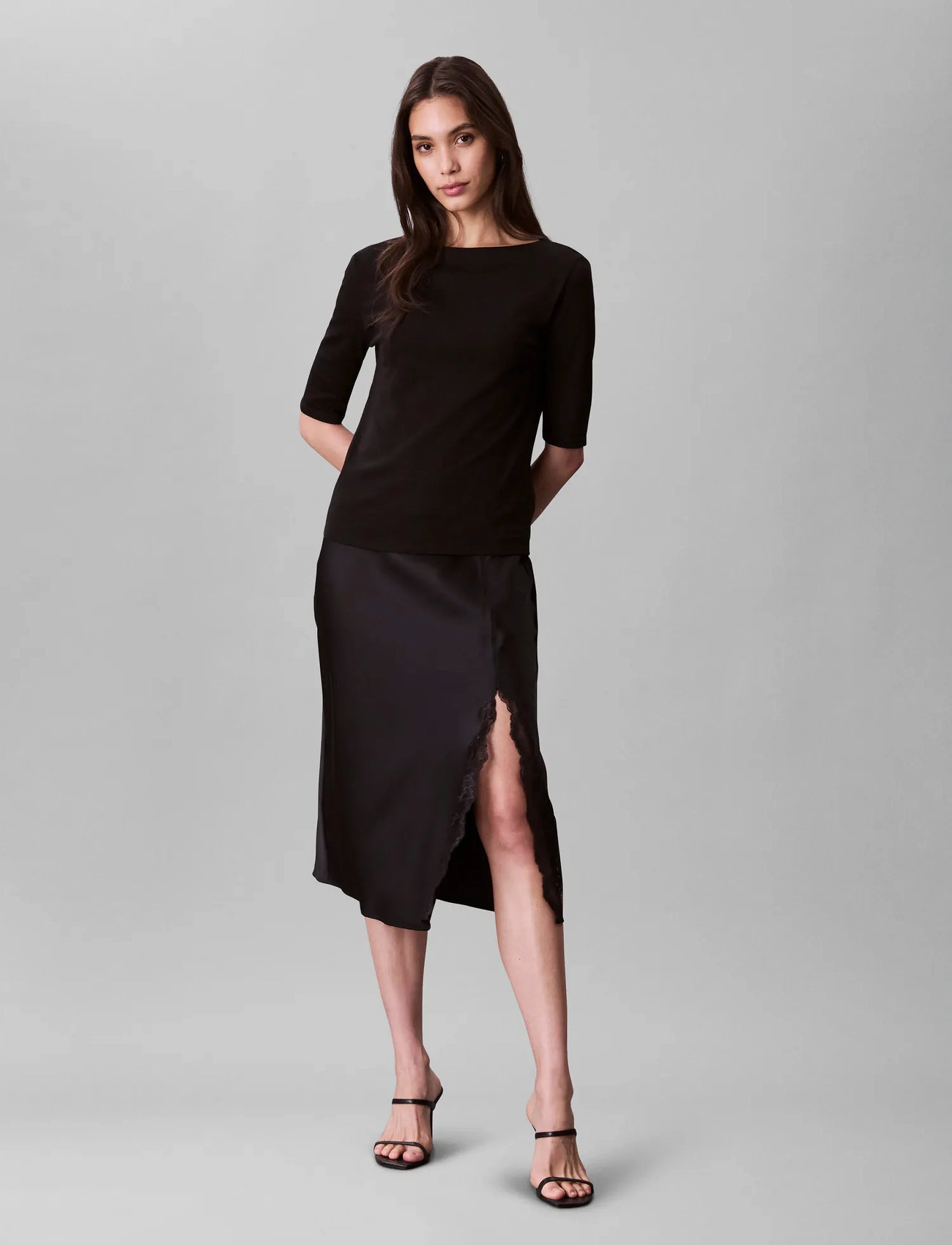 Calvin Klein Matte Shine Satin Lace Trim Midi, XS, Black, Nederdele > Knælange Og Midi Nederdele, Dame