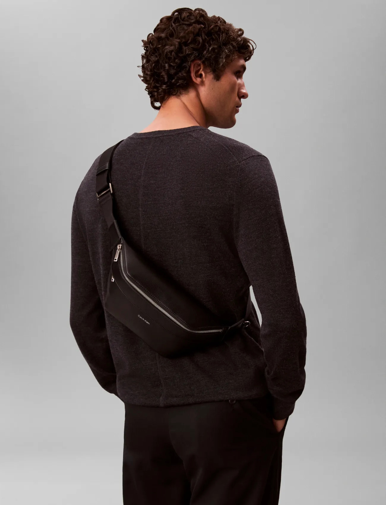 Calvin Klein Raised Waistbag, One Size, Black, Tasker > Bum Bags, Herre