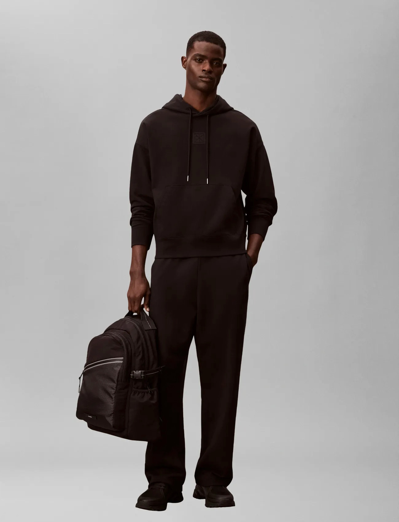 Calvin Klein Striped Utility Zip Round Backpa, One Size, Black, Tasker > Rygsække, Herre