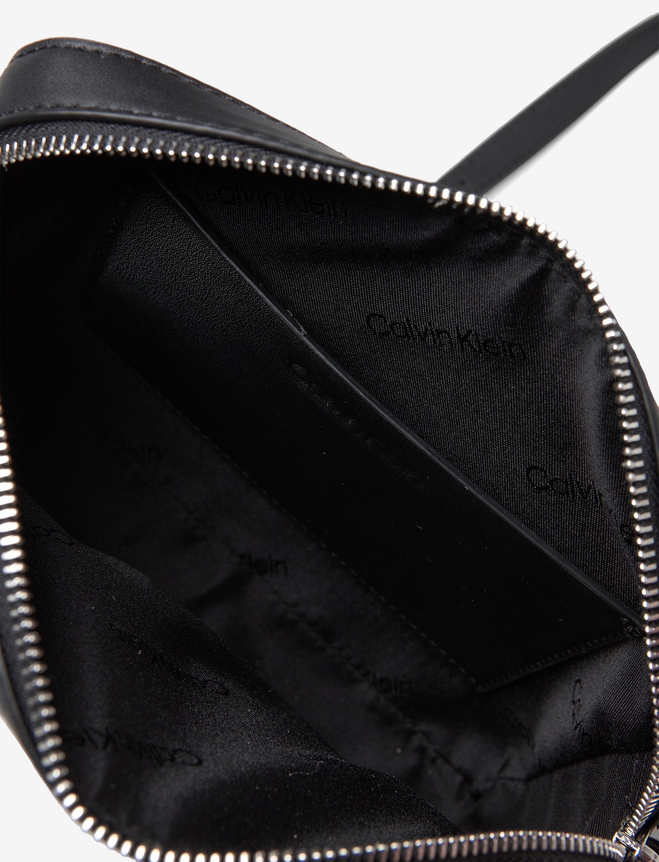 Calvin Klein Ck Must Camera Bag W/ Slip Pkt Sacs