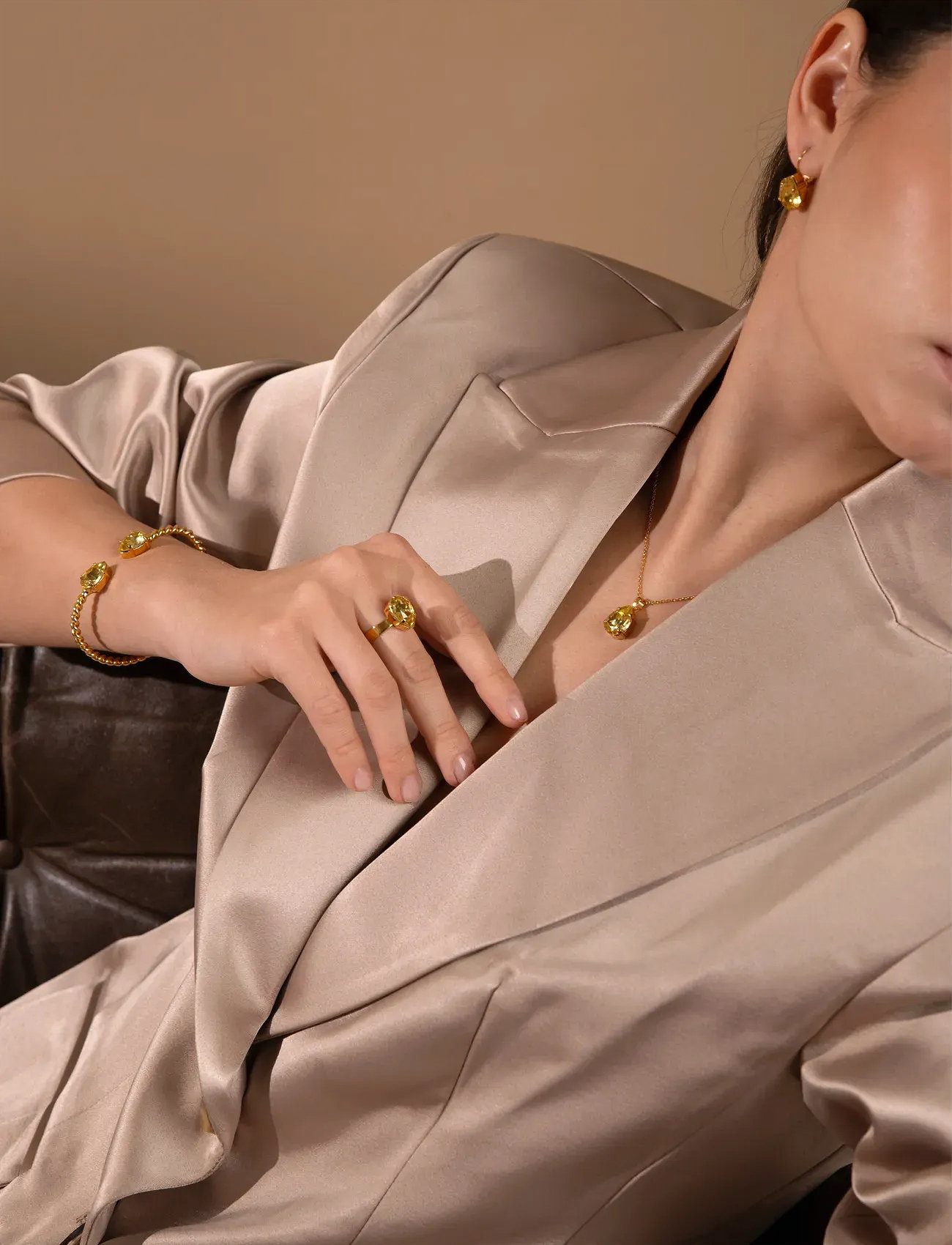 Caroline Svedbom Mini Drop Bracelet Gold, One Size 5, Gold, Armbånd > Armringe, Dame