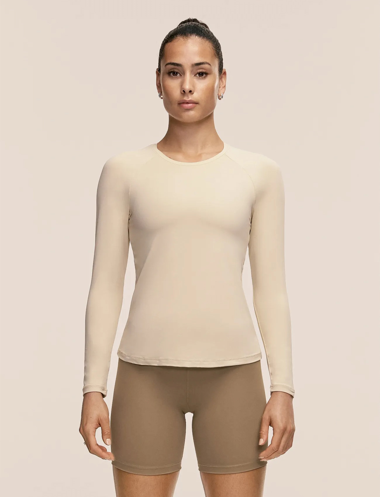 Casall Essential Long Sleeve, XL, Beige, Sports Overdele & T-shirts > Sport Long Sleeve Overdele, Dame