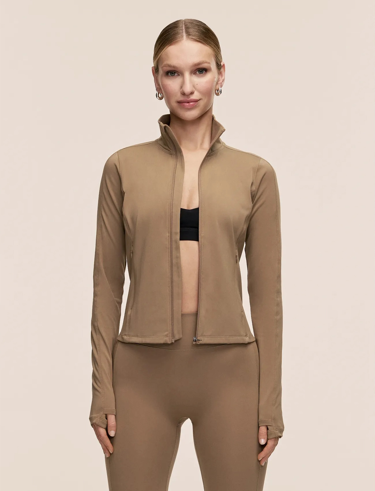 Casall Soft Touch Zip Jacket, XS, Beige, Sport Jackets > Sport Casual Jackets, Dame