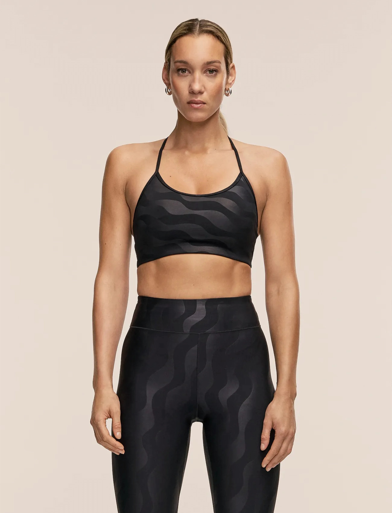 Casall Sleek Strappy Sports Bra Printed, XS, Black, Sport Clothing > Sport Bras - All, Dame