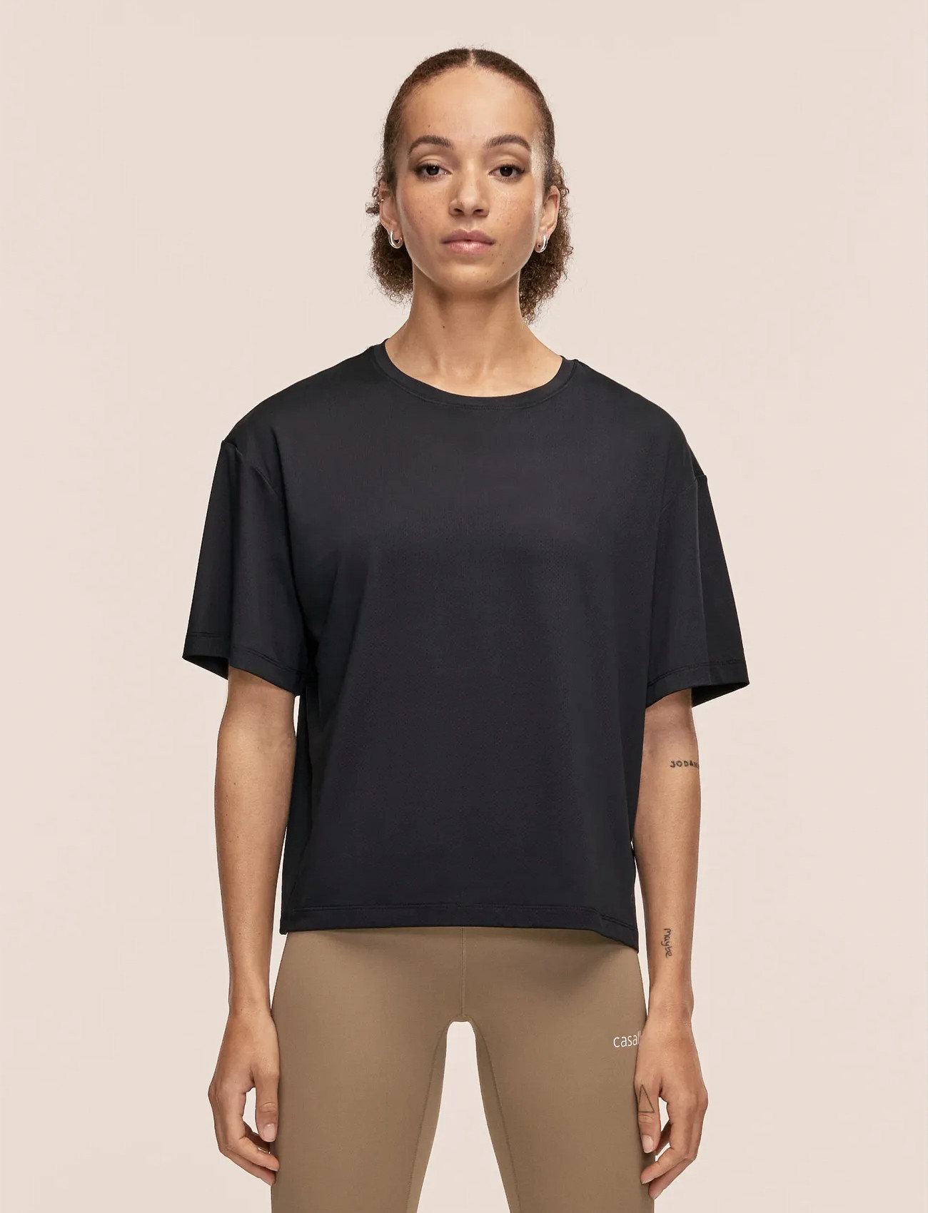 Casall Laser Mesh Tee, XS, Black, Sports Overdele & T-shirts > Sport T-shirts, Dame