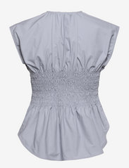 Cathrine Hammel - Poplin smocked sleeveless blouse - blouses sans manches - french blue - 1