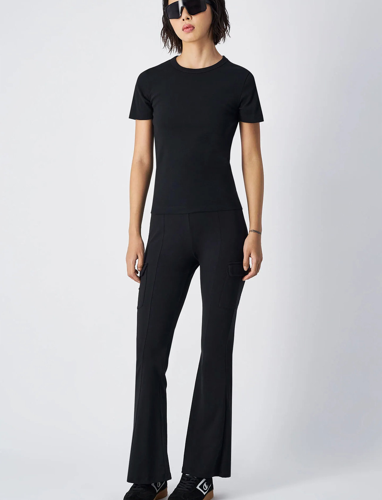 Champion Ss Tee, S, Black, Sports Overdele & T-shirts > Sport T-shirts, Dame