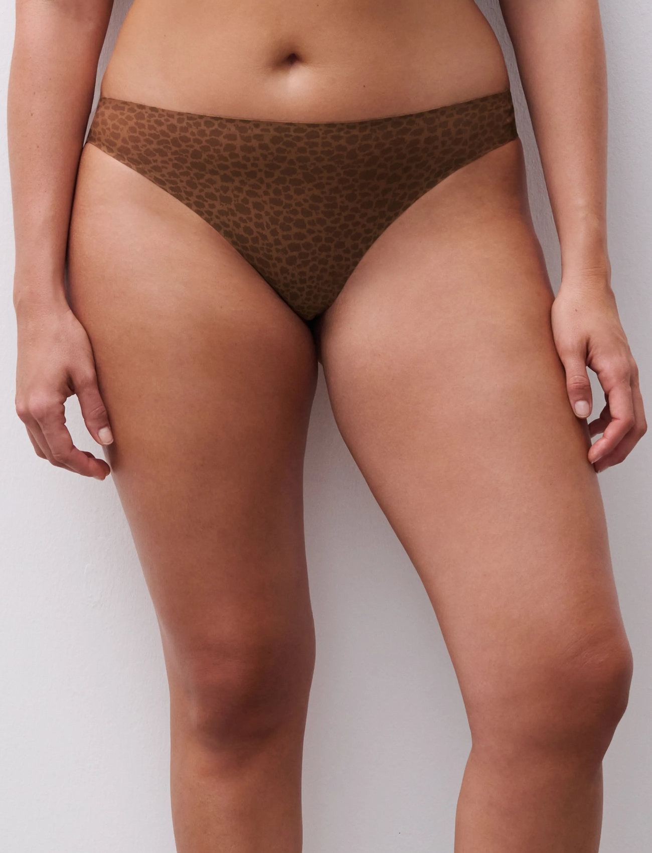 CHANTELLE Soft Stretch Thong, One Size, Brown, Trusser > G-Streng, Dame