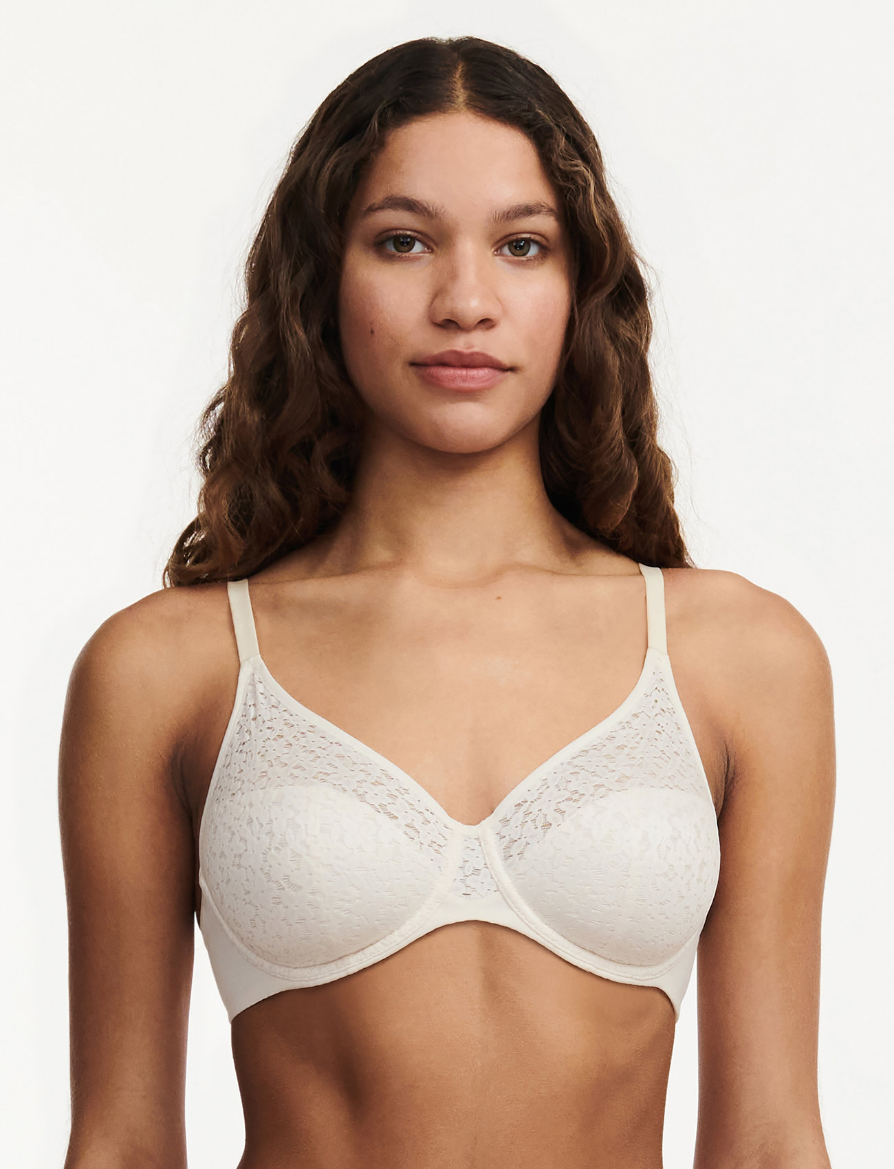 Chantelle Womens Norah Molded Bra : : Clothing, Shoes & Accessories