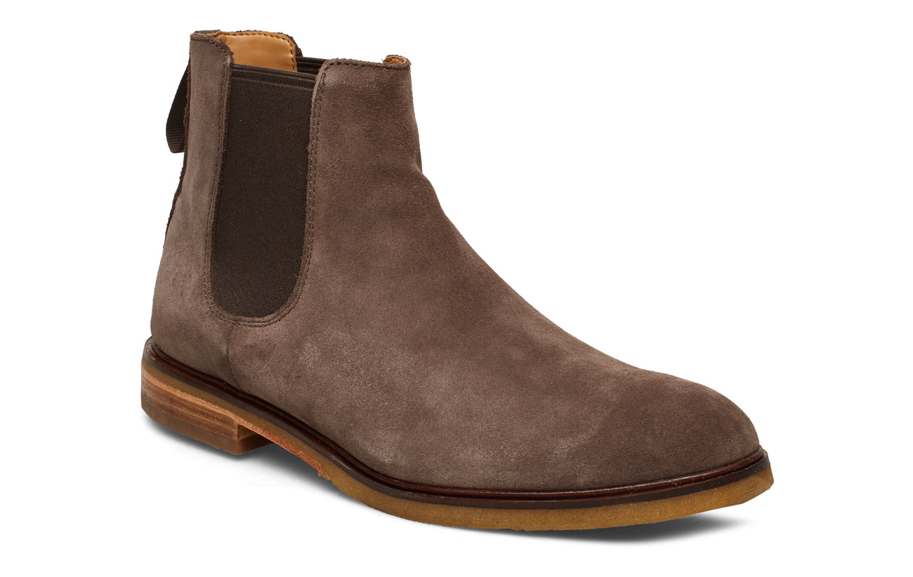 clarks taupe suede