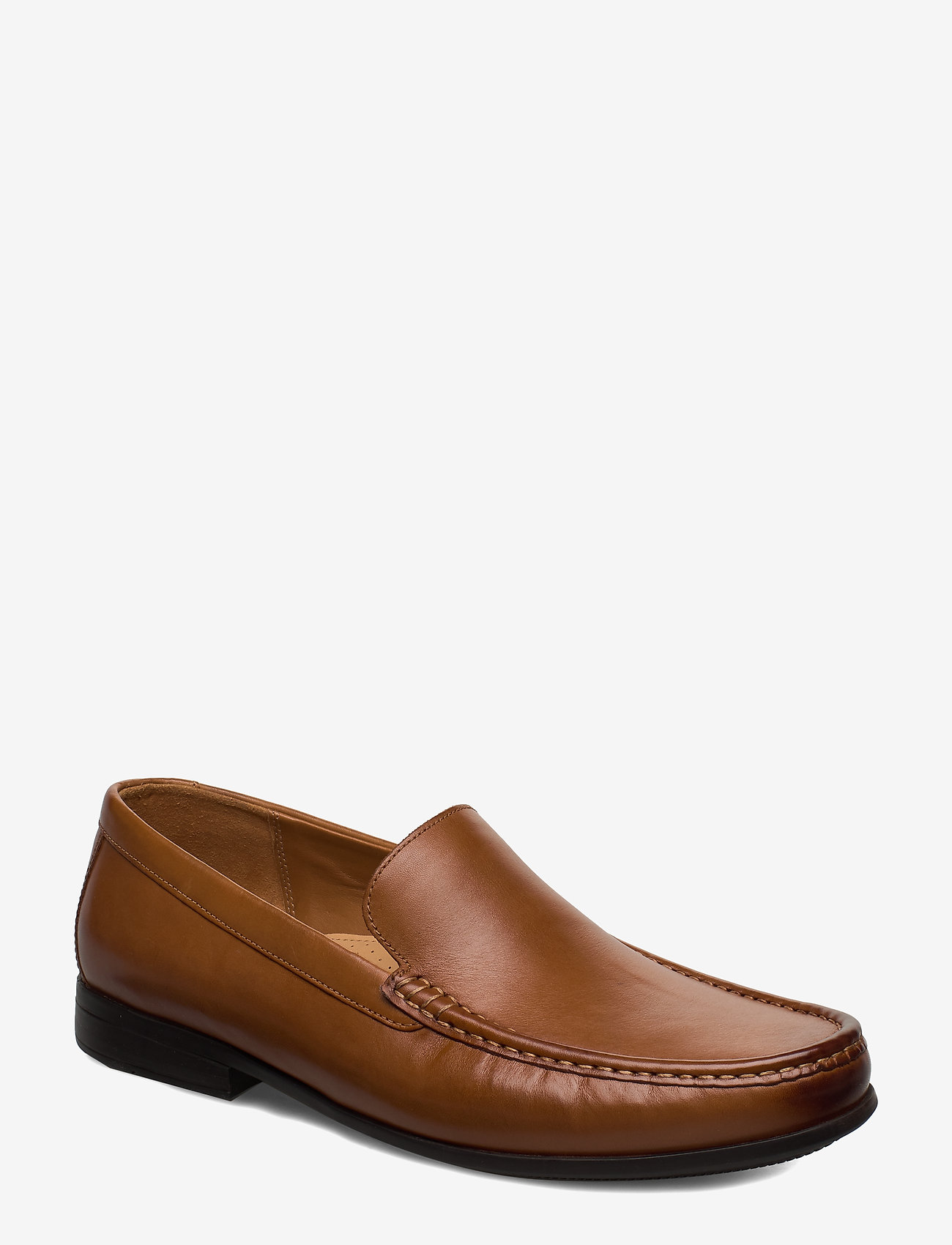 clarks claude plain