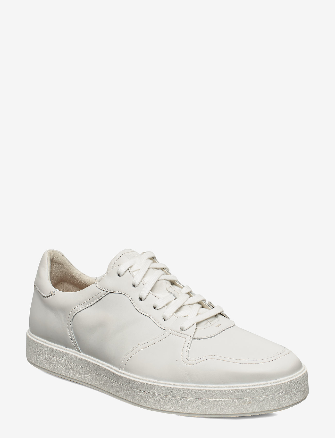 clarks leather tennis shoes