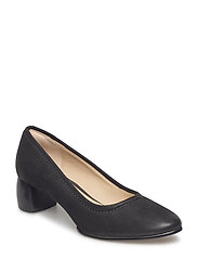 clarks grace olivia