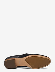 clarks pure tone loafer flat