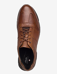clarks men's un tynamo tie brogues