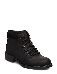 clarks women's ankle boots sale