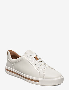 clarks sneakers white