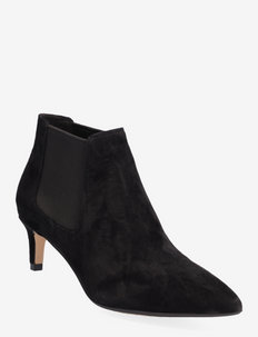 clarks heeled ankle boots