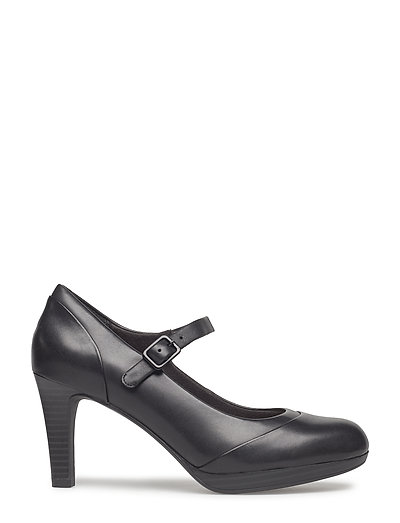 clarks adriel carla