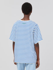 Closed - striped o-shaped tee - t-shirts - sea breeze - 3