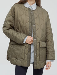 Closed - womens jacket - vestes matelassées - dried basil - 0