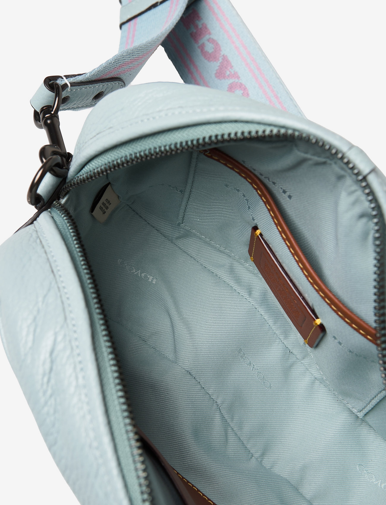 coach soft pebble