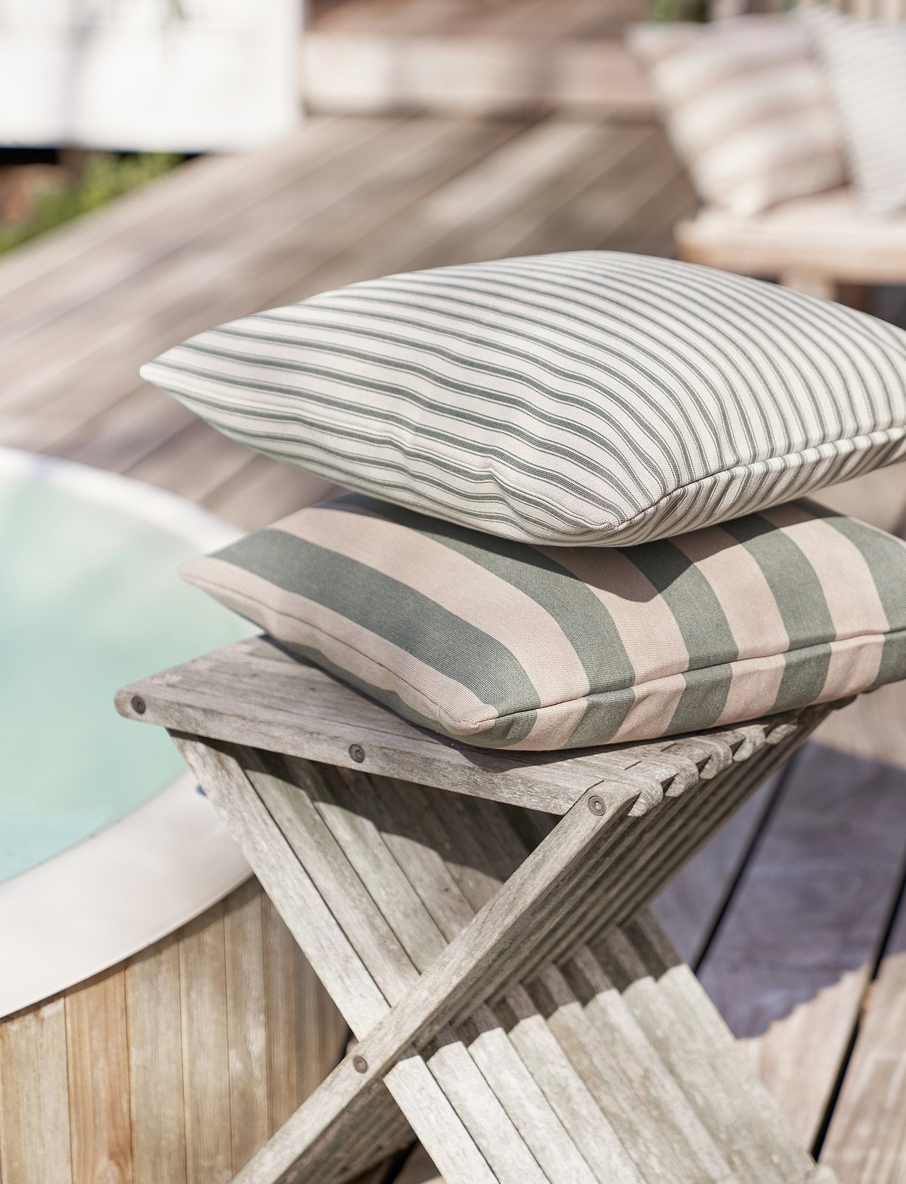 compliments Outdoor Fine Stripe Cushion, 40X60 cm, Green, Puder & Tæpper > Puder, Unisex