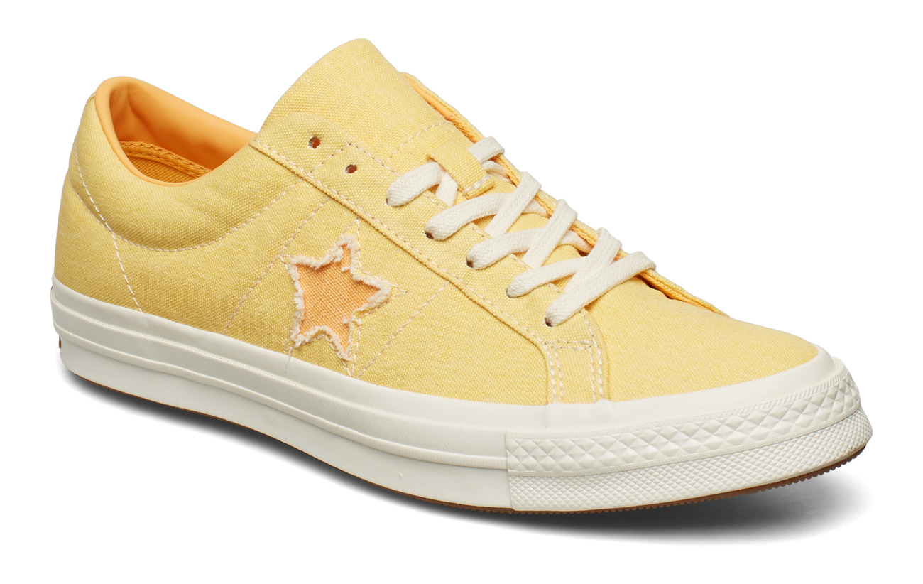 converse peach