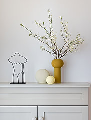 Cooee Design - Ball Vase 8cm - maljakot - citrus - 1