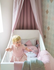 Cozy by Dozy - Cozy by Dozy Throw Pillow - dekors - pink - 3