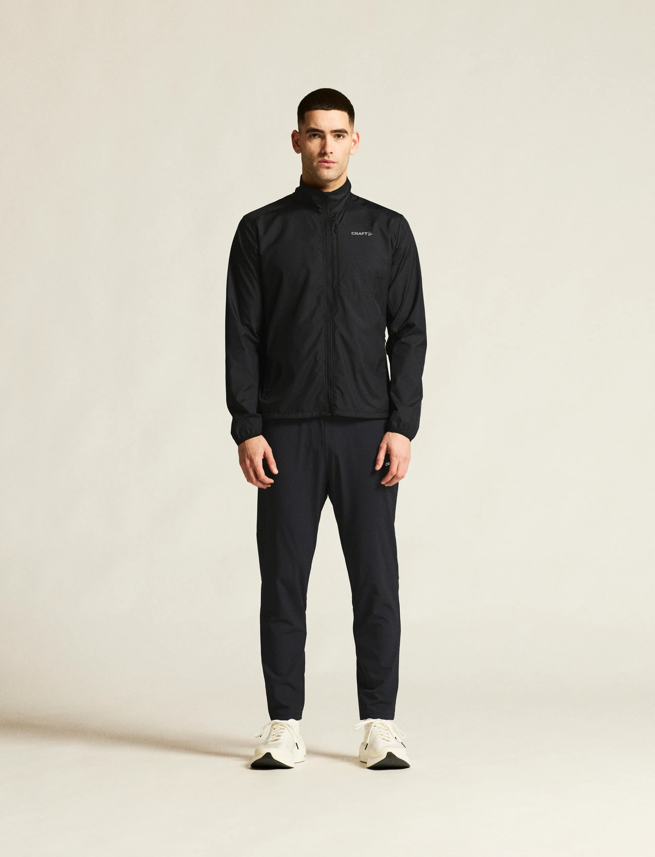 Craft Essence Wind Jacket 2 M, XL, Black, Sport Jackets > Sport Training Jackets, Herre