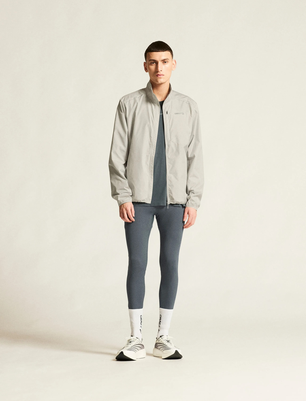 Craft Essence Wind Jacket 2 M, M, Cream, Sport Jackets > Sport Training Jackets, Herre