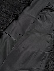 Cream - CRAnnabell Short Jacket - winter jackets - pitch black - 8