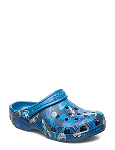 crocs shark clog