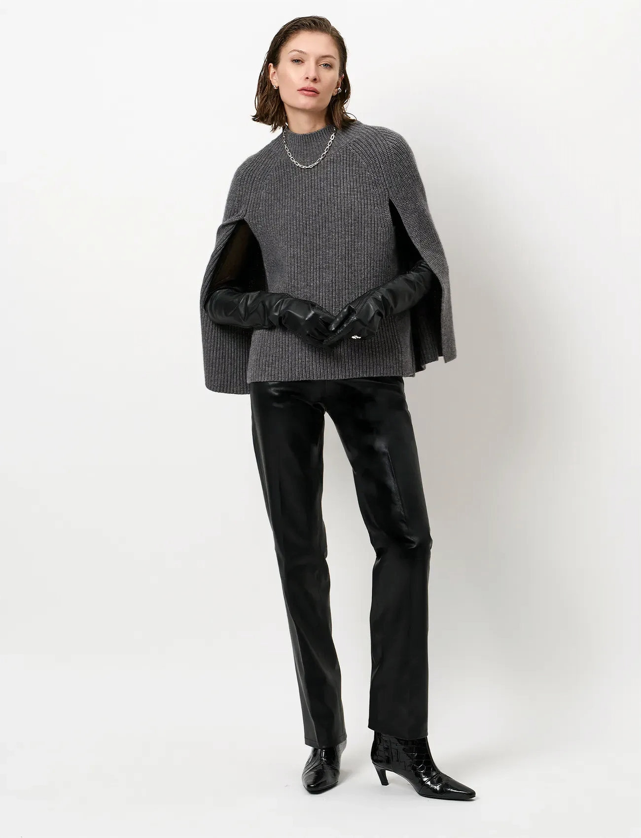 Dante6 Dante6-Romi Cape Sweater, M, Grey, Strik > Ponchoer, Dame
