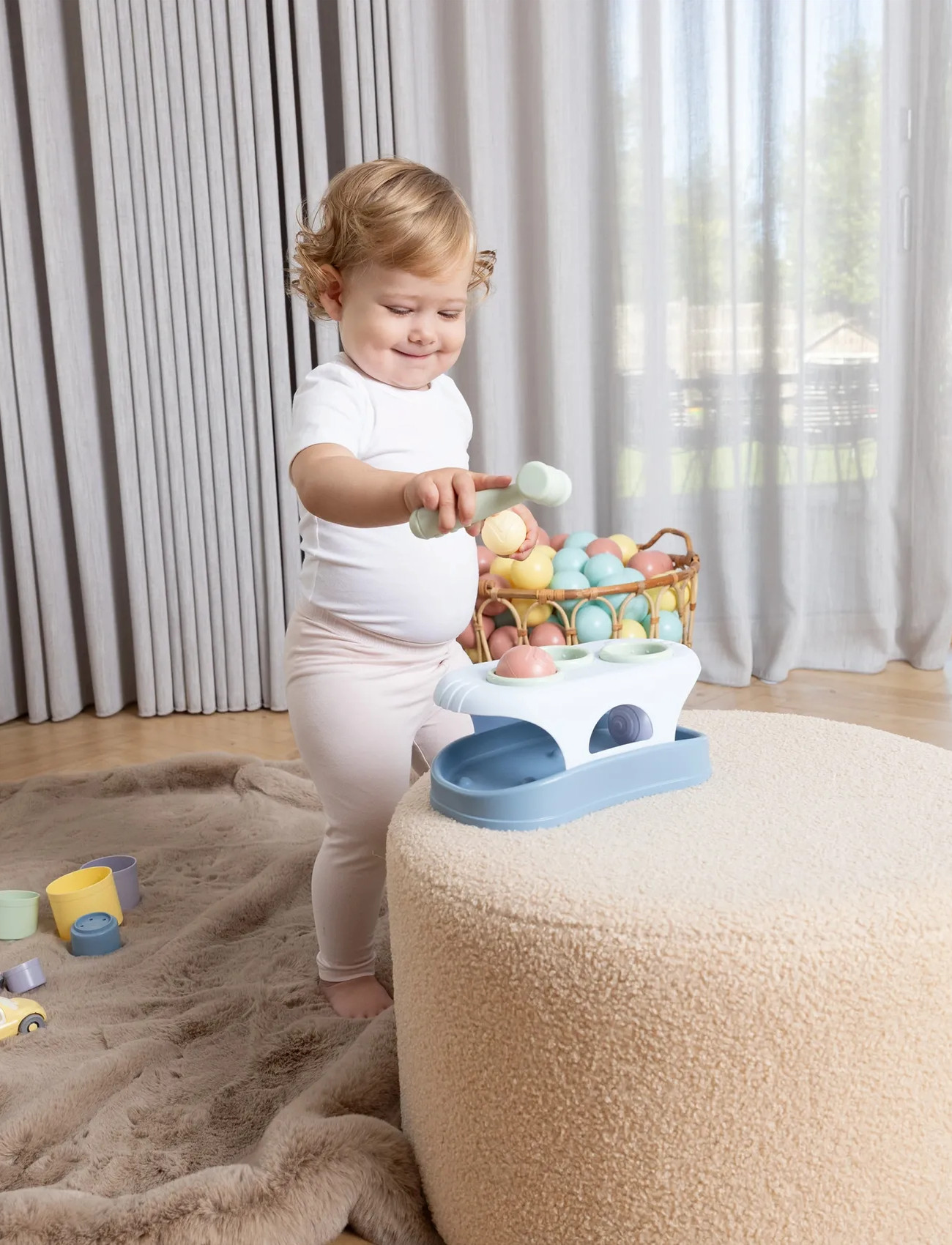 Dantoy Ft Pounding Bench In Net, One Size, Multi/patterned, Educational Legetøj > Hammer Bench Toy, Børn