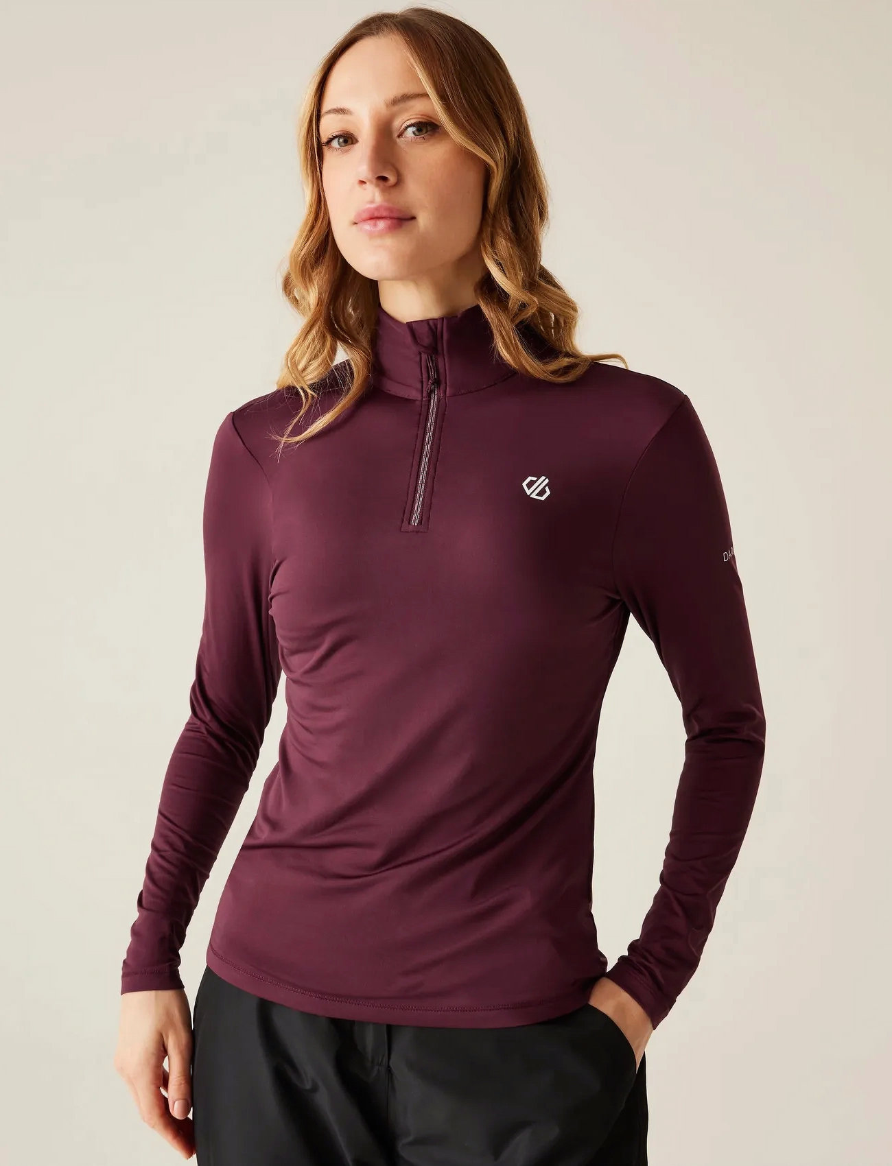 Dare2b Lowline Ii Core Stretch, XS, Burgundy, Sport Clothing > Sport Fleeces & Midlayers, Dame