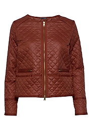 Day Rainy (Black) (975 kr) Day Birger et Mikkelsen DAY Birger et Mikkelsen DAY RAINY Lett jakke tulip