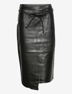 Esther - Leather Deluxe - nederdele i læder - black