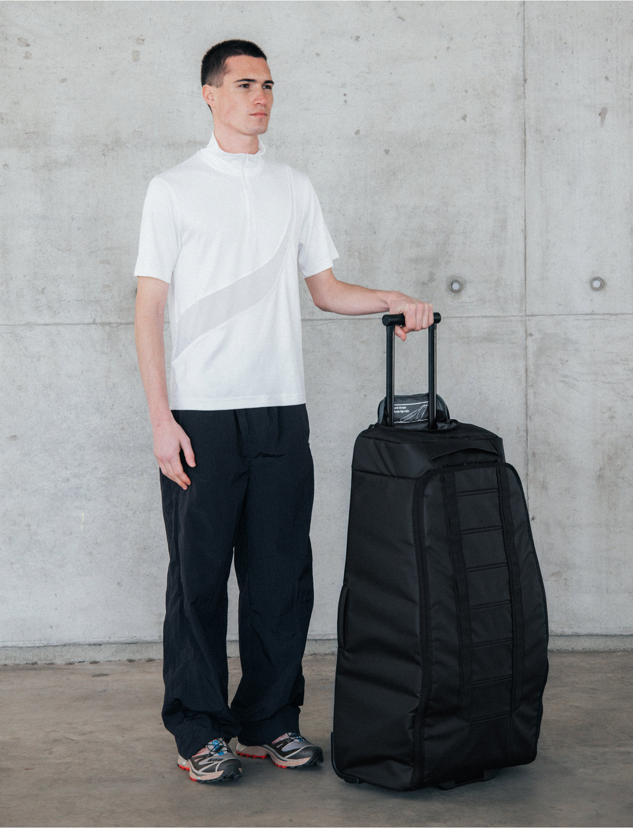 Db Journey Hugger Roller Bag 90L, One Size, Black, Sport Men > Sport Training Bags, Herre