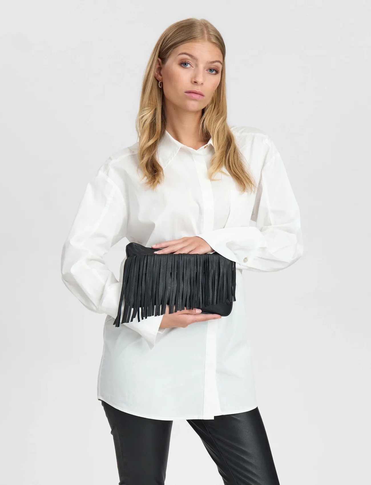 DEPECHE Clutch, One Size, Black, Tasker > Clutches, Dame