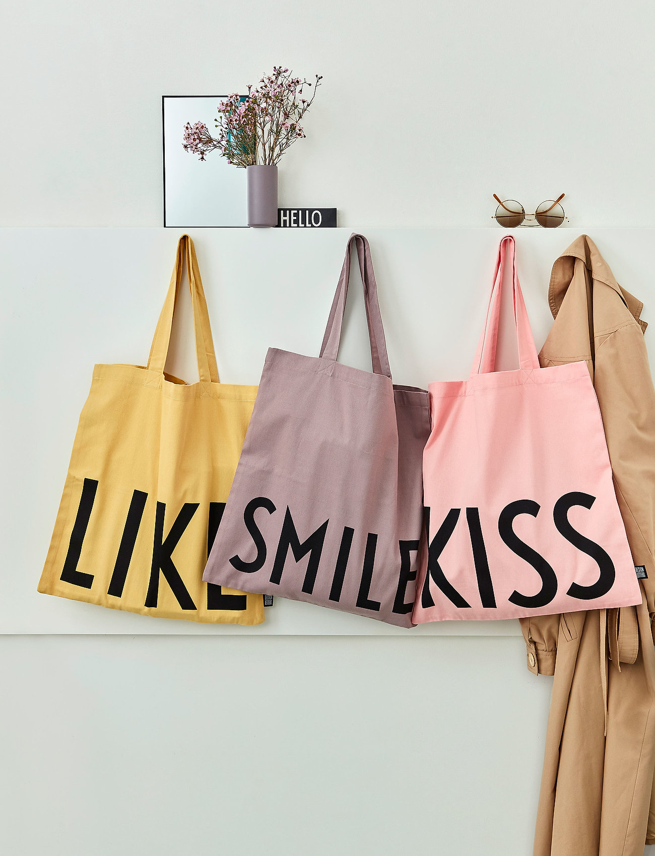 Design Letters - Favourite tote bag - carry bags - yellow - 0