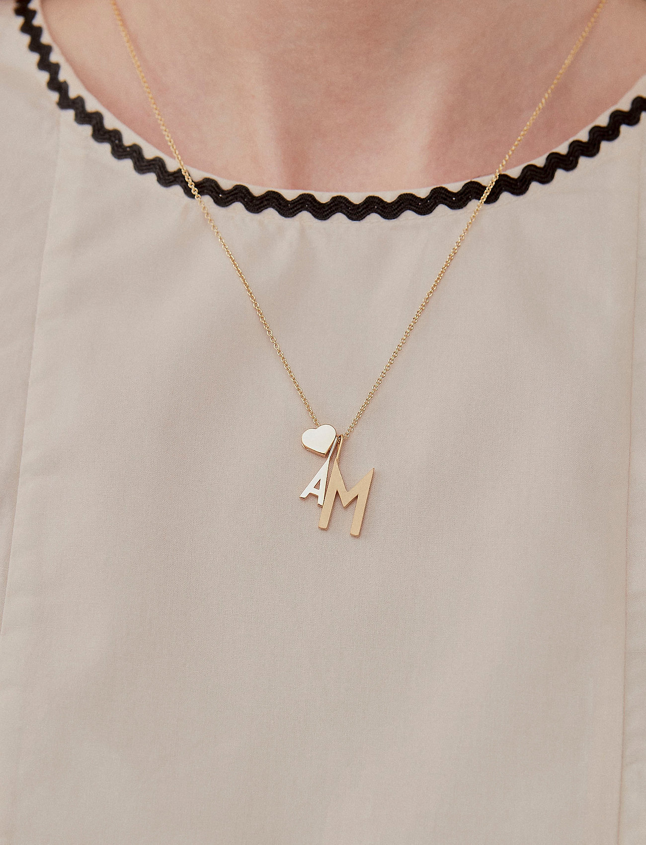 Archetype Charm GOLD Plated str. B