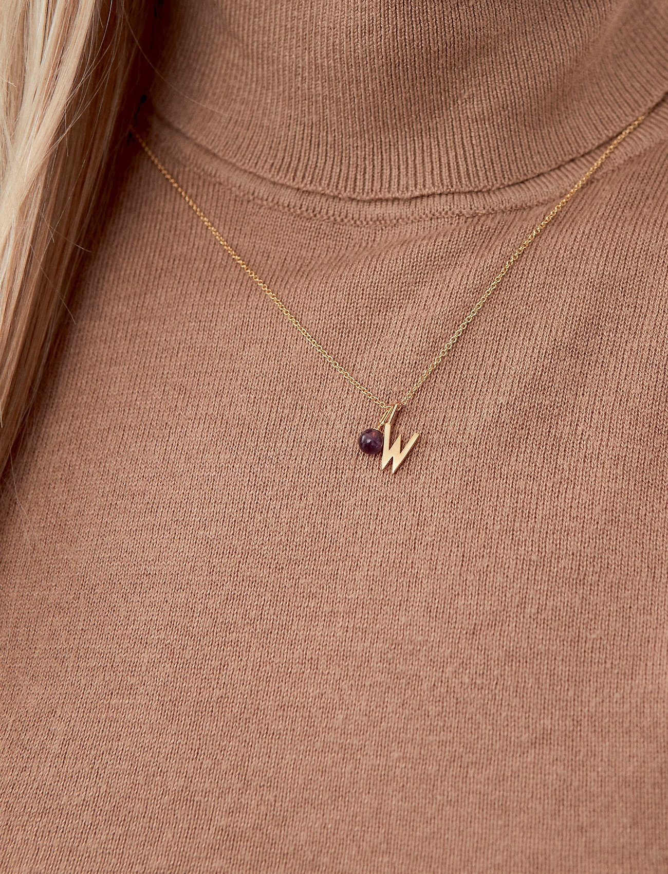 Design Letters Letter For Initial Necklace A-Z (18K Gold-Plated), 10 MM, Gold, Smykker > Vedhæng, Dame