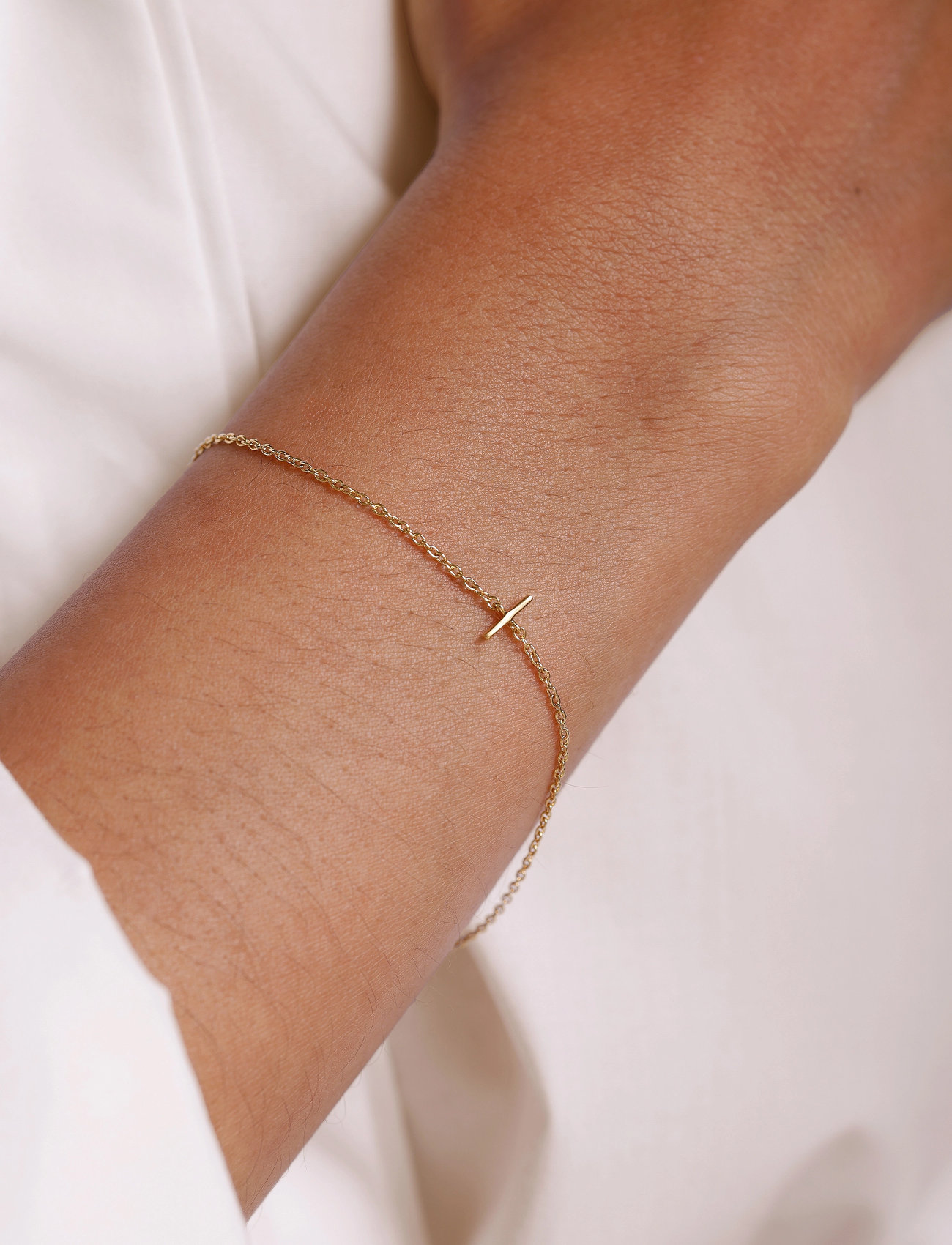 Design Letters Archetype Bracelet - A-Z Gold Plated, L:21 cm, Gold, Armbånd > Kædearmbånd, Dame
